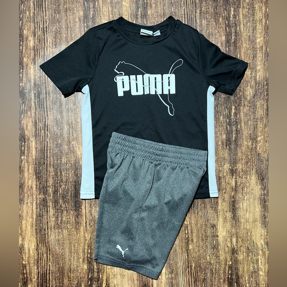 Puma Black and Gray Sportswear Set size 4 Athletic Wear